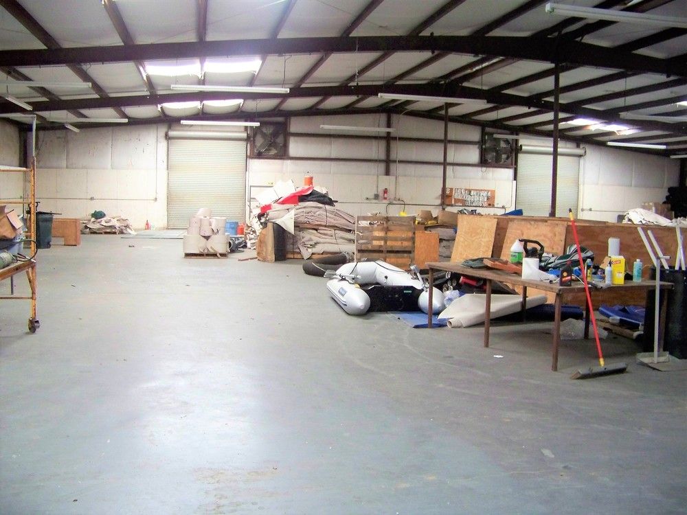 Warehouse Property Webb, Al: 8823 E State Highway 52, Webb, AL 36376